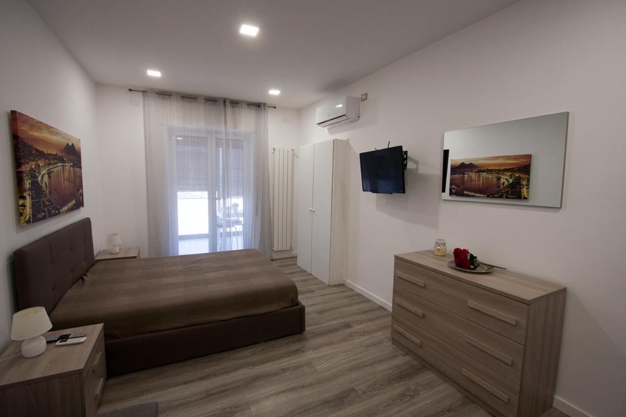 Casa Vacanze Mareluna Аджерола Екстер'єр фото