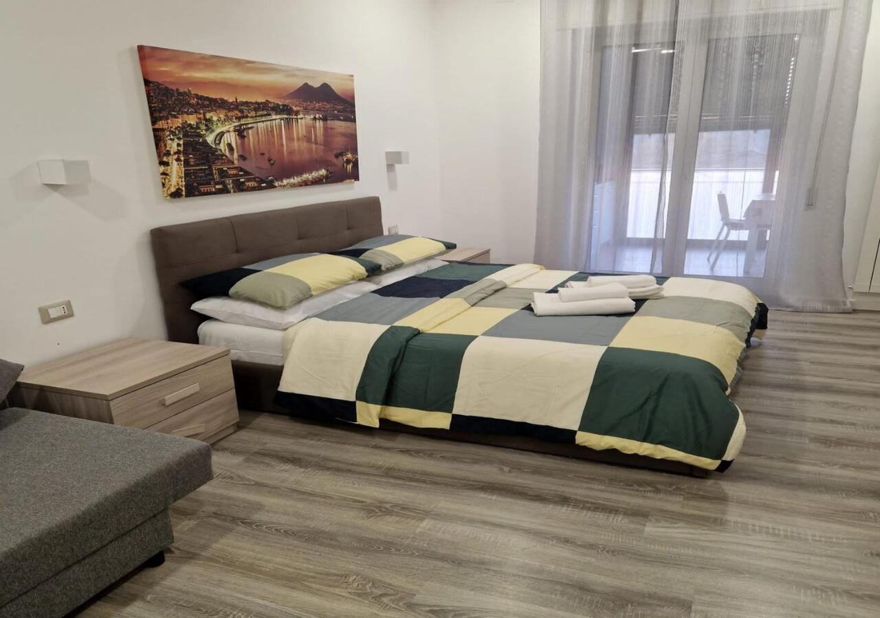 Casa Vacanze Mareluna Аджерола Екстер'єр фото
