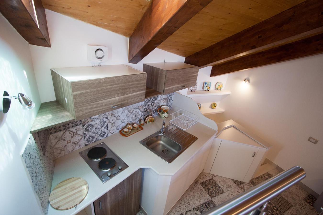 Casa Vacanze Mareluna Аджерола Екстер'єр фото